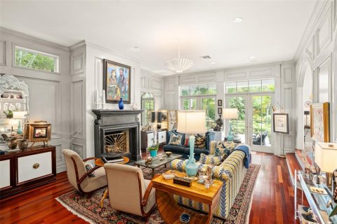 House in Winter Park, Florida 4 bedrooms, 430.6 sq.m. № 1395592 - photo 19