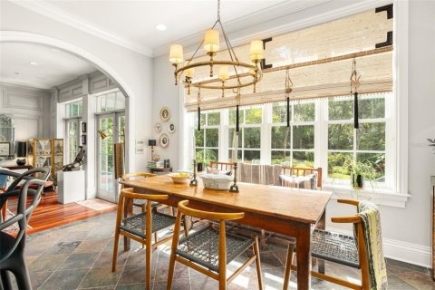 House in Winter Park, Florida 4 bedrooms, 430.6 sq.m. № 1395592 - photo 17