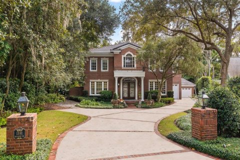 House in Winter Park, Florida 4 bedrooms, 430.6 sq.m. № 1395592 - photo 2