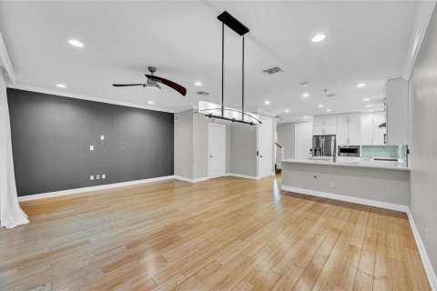 Adosado en venta en Fort Lauderdale, Florida, 4 dormitorios, 246.38 m2 № 2085089 - foto 12