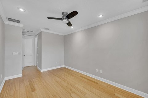 Adosado en venta en Fort Lauderdale, Florida, 4 dormitorios, 246.38 m2 № 2085089 - foto 30