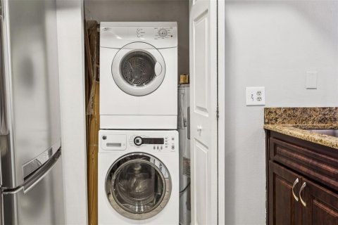 Condo in Tampa, Florida, 2 bedrooms  № 1894037 - photo 20