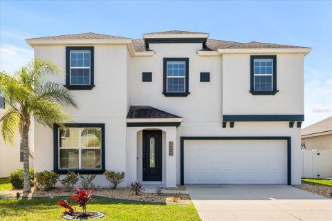House in Port Orange, Florida 4 bedrooms, 260.68 sq.m. № 2119539