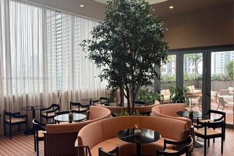 Купить кондоминиум в Майами, Флорида 29.82м2, № 2089931 - фото 2