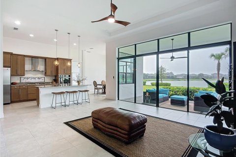 House in Sarasota, Florida 3 bedrooms, 196.77 sq.m. № 2157651 - photo 20