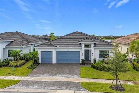 House in Sarasota, Florida 3 bedrooms, 196.77 sq.m. № 2157651 - photo 28