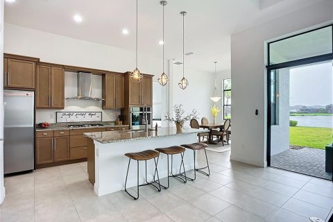 House in Sarasota, Florida 3 bedrooms, 196.77 sq.m. № 2157651 - photo 25