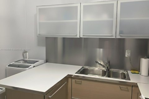 Copropriété à vendre à Miami Beach, Floride: 1 chambre, 99.41 m2 № 1944075 - photo 14