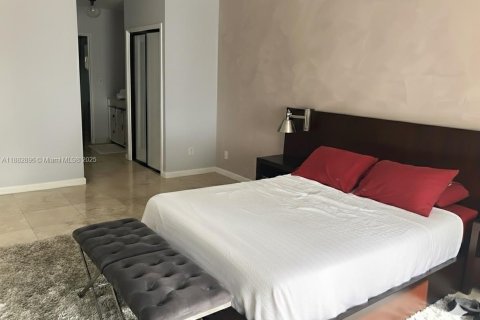 Copropriété à vendre à Miami Beach, Floride: 1 chambre, 99.41 m2 № 1944075 - photo 8