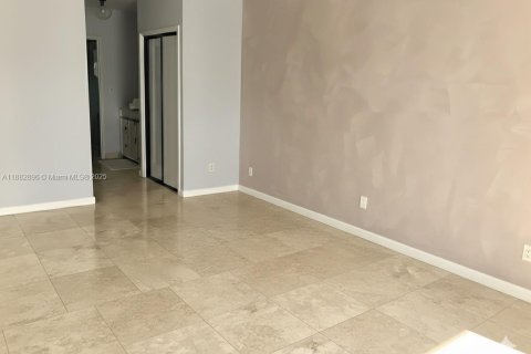 Copropriété à vendre à Miami Beach, Floride: 1 chambre, 99.41 m2 № 1944075 - photo 9
