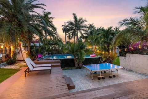 Casa en venta en Hollywood, Florida, 5 dormitorios, 262.08 m2 № 1962821 - foto 30