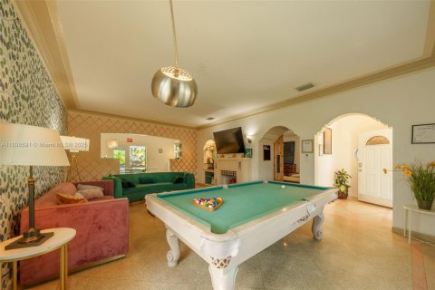 House in Hollywood, Florida 5 bedrooms, 262.08 sq.m. № 1962821 - photo 23