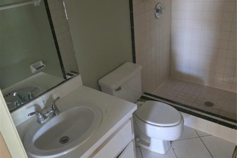 Condo in Sarasota, Florida, 2 bedrooms  № 2199914 - photo 21