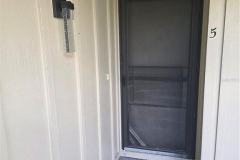 Condo in Sarasota, Florida, 2 bedrooms  № 2199914 - photo 11