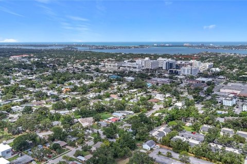 Condo in Sarasota, Florida, 2 bedrooms  № 2199914 - photo 2