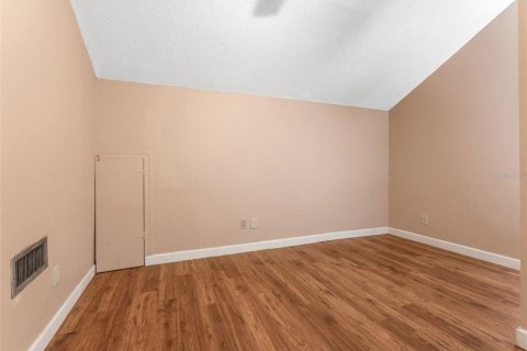 Condo in Tampa, Florida, 2 bedrooms  № 1881203 - photo 26