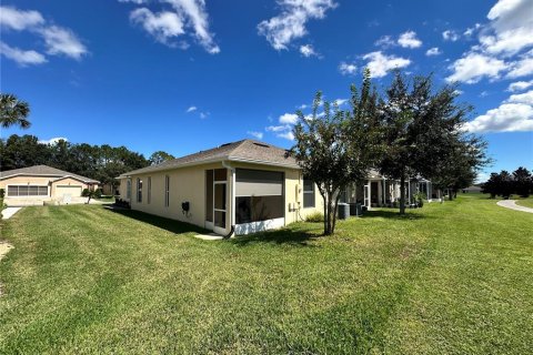 Duplex à vendre à Leesburg, Floride: 2 chambres, 128.02 m2 № 2419009 - photo 2