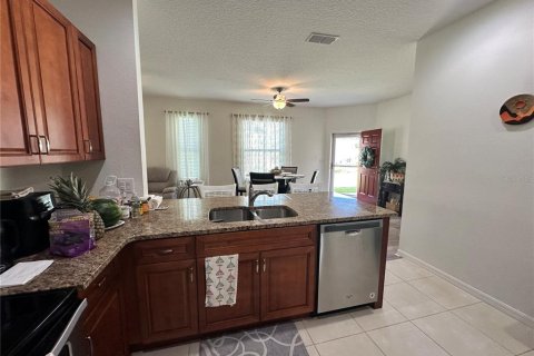 Duplex à vendre à Leesburg, Floride: 2 chambres, 128.02 m2 № 2419009 - photo 25