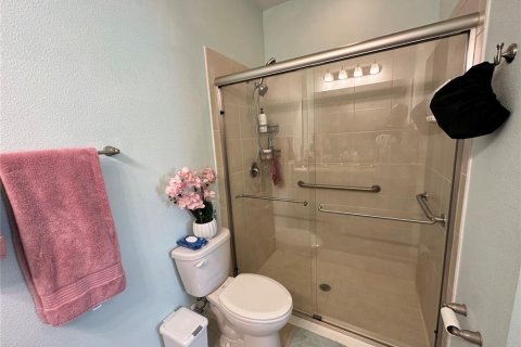 Duplex à vendre à Leesburg, Floride: 2 chambres, 128.02 m2 № 2419009 - photo 12