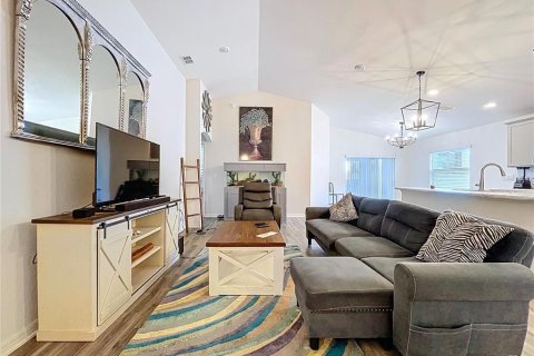 Villa ou maison à vendre à Lake Wales, Floride: 4 chambres, 159.33 m2 № 1852559 - photo 4
