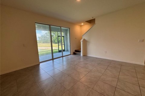 Townhouse in Sarasota, Florida 3 bedrooms, 160.16 sq.m. № 2215240 - photo 14
