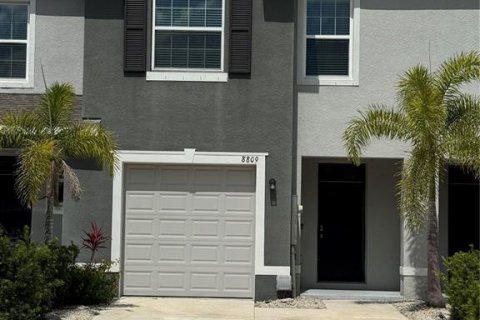 Townhouse in Sarasota, Florida 3 bedrooms, 160.16 sq.m. № 2215240 - photo 3