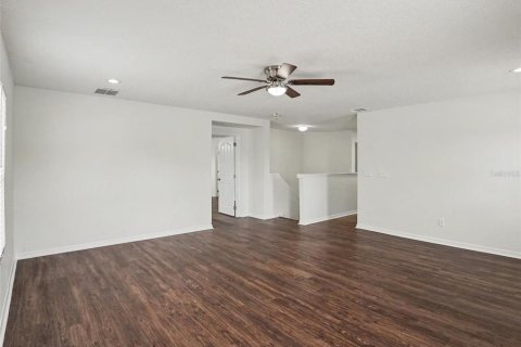 House in Orlando, Florida 3 bedrooms, 255.85 sq.m. № 2101819 - photo 14