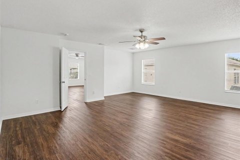 House in Orlando, Florida 3 bedrooms, 255.85 sq.m. № 2101819 - photo 20
