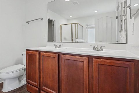 House in Orlando, Florida 3 bedrooms, 255.85 sq.m. № 2101819 - photo 23