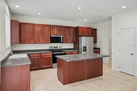 House in Orlando, Florida 3 bedrooms, 255.85 sq.m. № 2101819 - photo 10