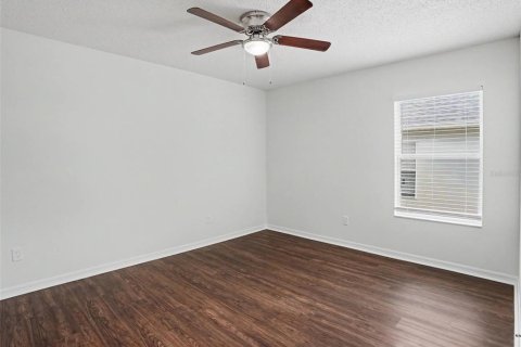 House in Orlando, Florida 3 bedrooms, 255.85 sq.m. № 2101819 - photo 15