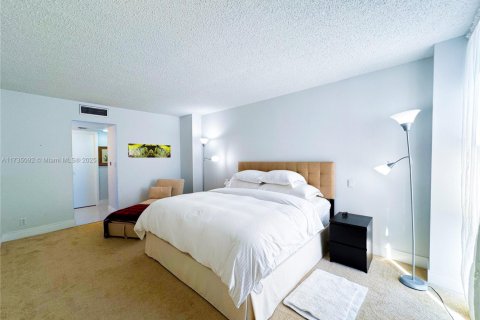 Купить кондоминиум в Авентура, Флорида 2 спальни, 107.49м2, № 1985029 - фото 12