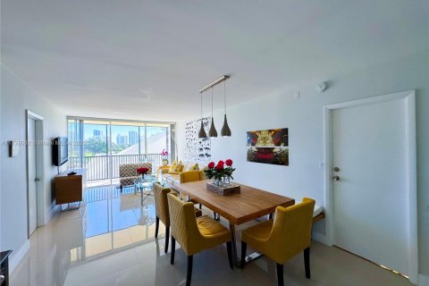 Купить кондоминиум в Авентура, Флорида 2 спальни, 107.49м2, № 1985029 - фото 5