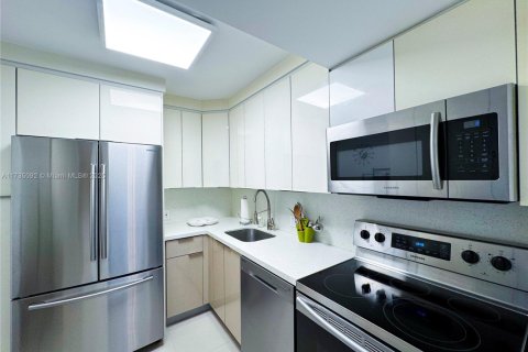 Купить кондоминиум в Авентура, Флорида 2 спальни, 107.49м2, № 1985029 - фото 8