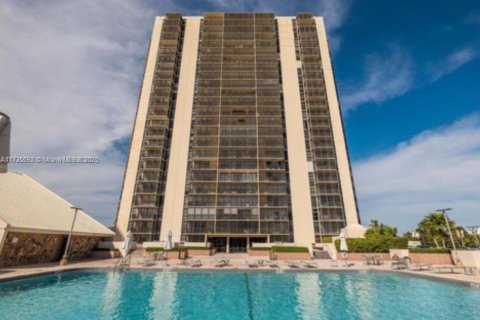 Купить кондоминиум в Авентура, Флорида 2 спальни, 107.49м2, № 1985029 - фото 20