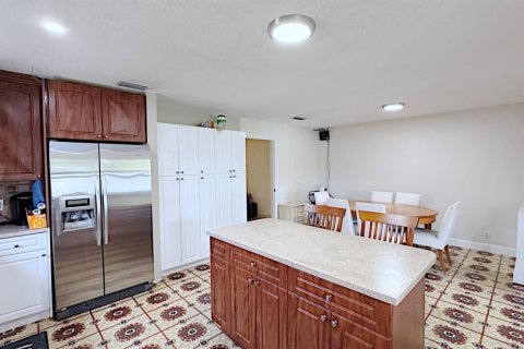 Casa en venta en Dania Beach, Florida, 5 dormitorios, 182.92 m2 № 2192668 - foto 12
