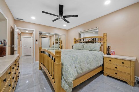 Casa en venta en Tamarac, Florida, 2 dormitorios, 113.9 m2 № 1987713 - foto 15
