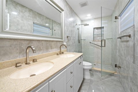 Casa en venta en Tamarac, Florida, 2 dormitorios, 113.9 m2 № 1987713 - foto 8