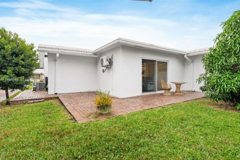 Casa en venta en Tamarac, Florida, 2 dormitorios, 113.9 m2 № 1987713 - foto 22