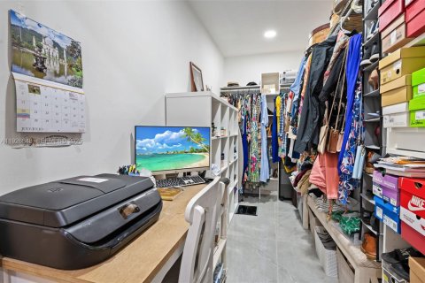 Casa en venta en Tamarac, Florida, 2 dormitorios, 113.9 m2 № 1987713 - foto 16