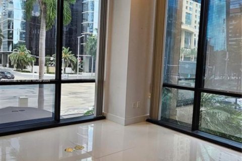 Propiedad comercial en venta en Miami, Florida № 1985174 - foto 10