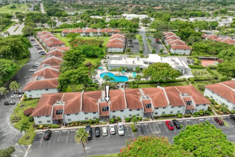 Condo à Delray Beach, Floride, 2 chambres  № 2260934