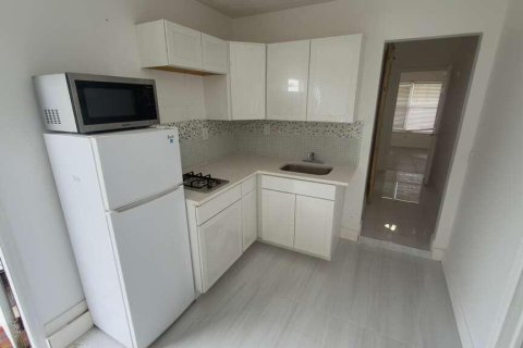 Casa en alquiler en Port St. Lucie, Florida, 2 dormitorios, 87.14 m2 № 2272390 - foto 5