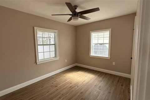 House in Tampa, Florida 6 bedrooms, 268.3 sq.m. № 1919721 - photo 22