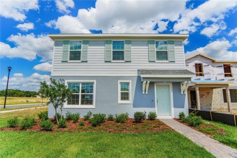 House in Clermont, Florida 4 bedrooms, 217.48 sq.m. № 2101148