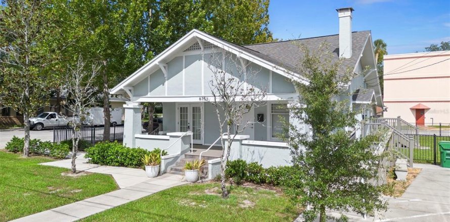 Immobilier commercial à DeLand, Floride 144.74 m2 № 1909363