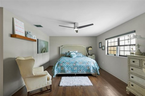 Condo in Eustis, Florida, 3 bedrooms  № 1902171 - photo 28