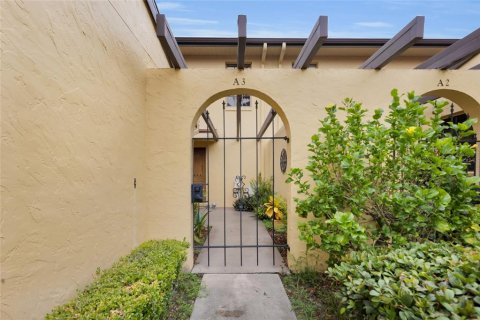 Condo in Eustis, Florida, 3 bedrooms  № 1902171 - photo 1