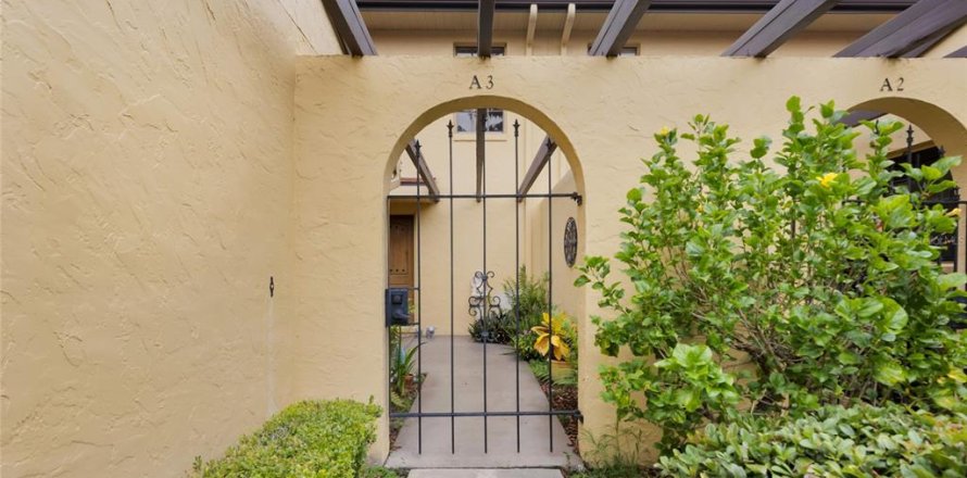 Condo in Eustis, Florida, 3 bedrooms  № 1902171
