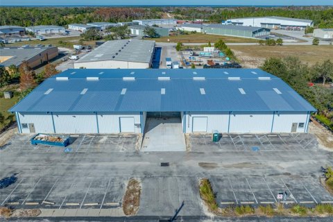 Immobilier commercial à louer à Hudson, Floride: 1858.05 m2 № 1782359 - photo 8